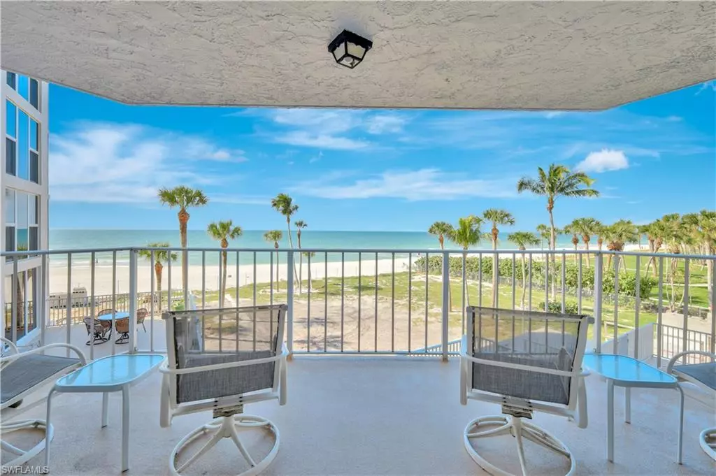 Naples, FL 34108,10701 Gulf Shore DR #302