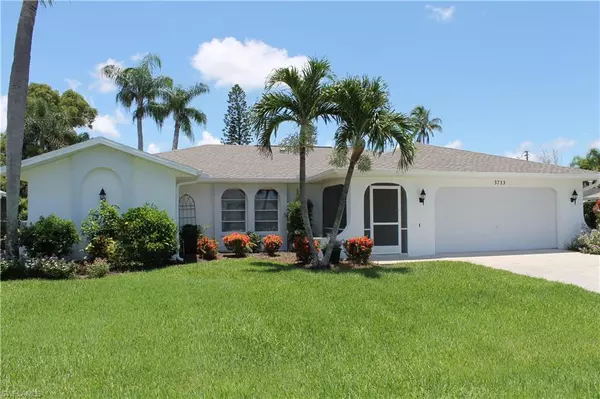 3713 SE 3rd PL, Cape Coral, FL 33904