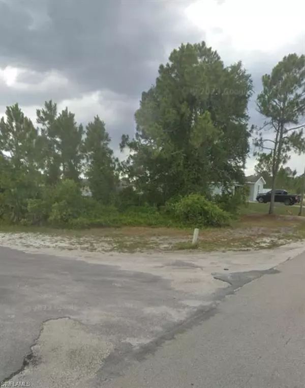 Lehigh Acres, FL 33971,2705 51st ST W