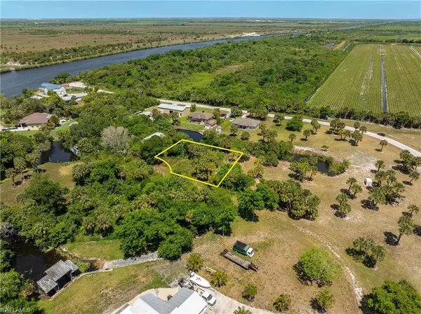 Moore Haven, FL 33471,3660 Seminole LN SW