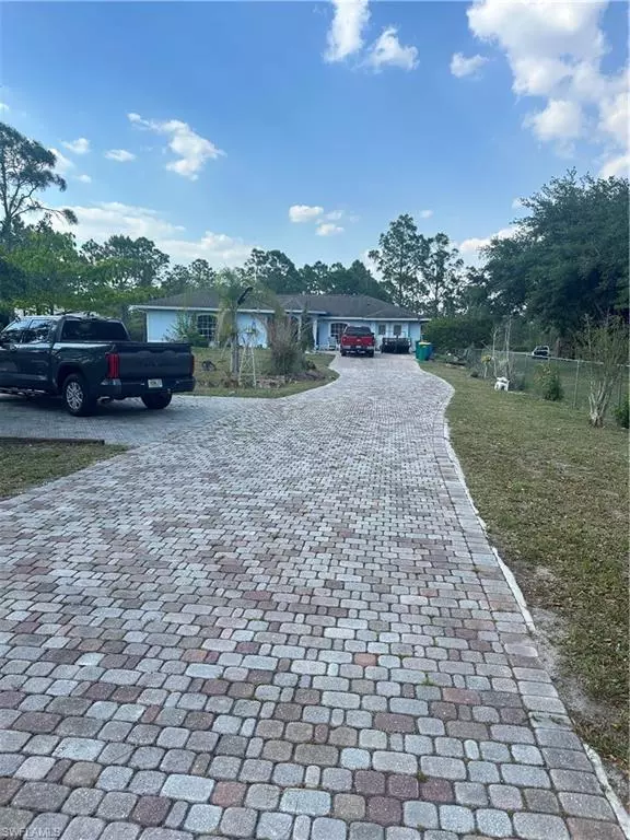 Naples, FL 34120,3525 47th AVE NE