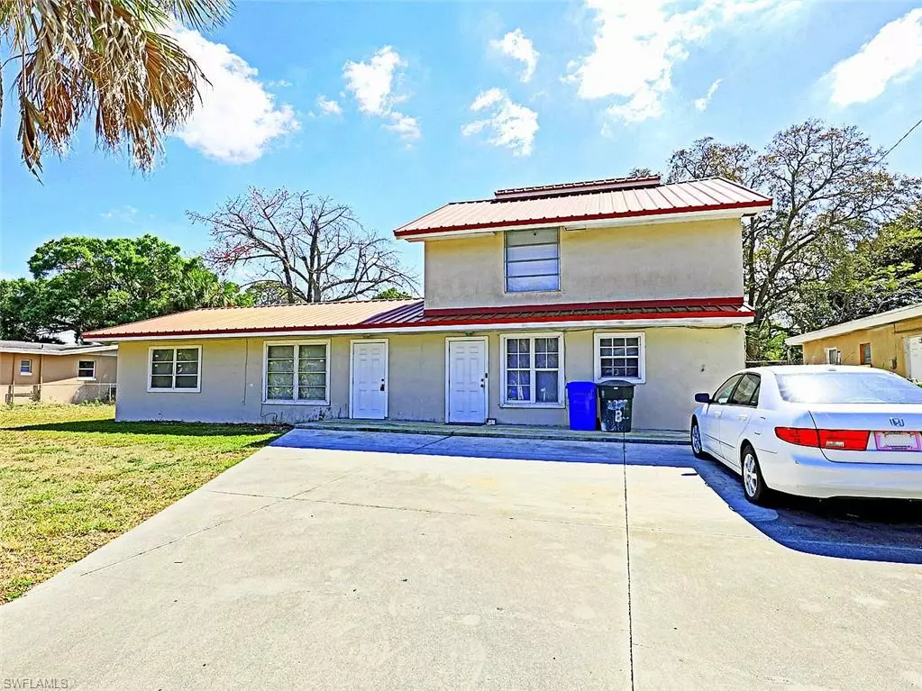 Fort Myers, FL 33901,2352 South ST