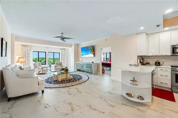 Naples, FL 34110,900 Arbor Lake DR #9-505