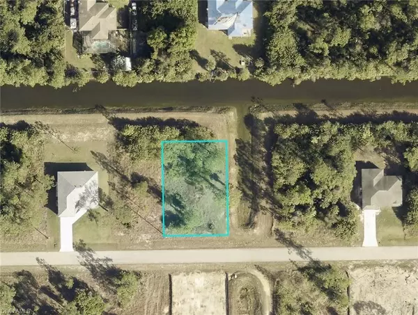 1023 Butler ST E, Lehigh Acres, FL 33974