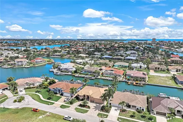 Marco Island, FL 34145,1171 Twin Oak CT