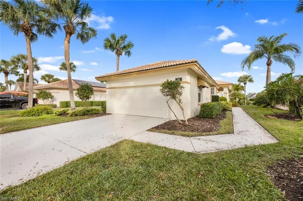 Bonita Springs, FL 34135,13541 Southampton DR