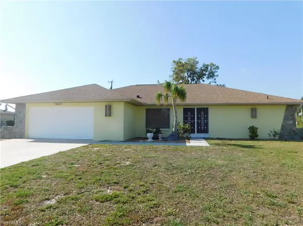 904 SE 18th ST, Cape Coral, FL 33990