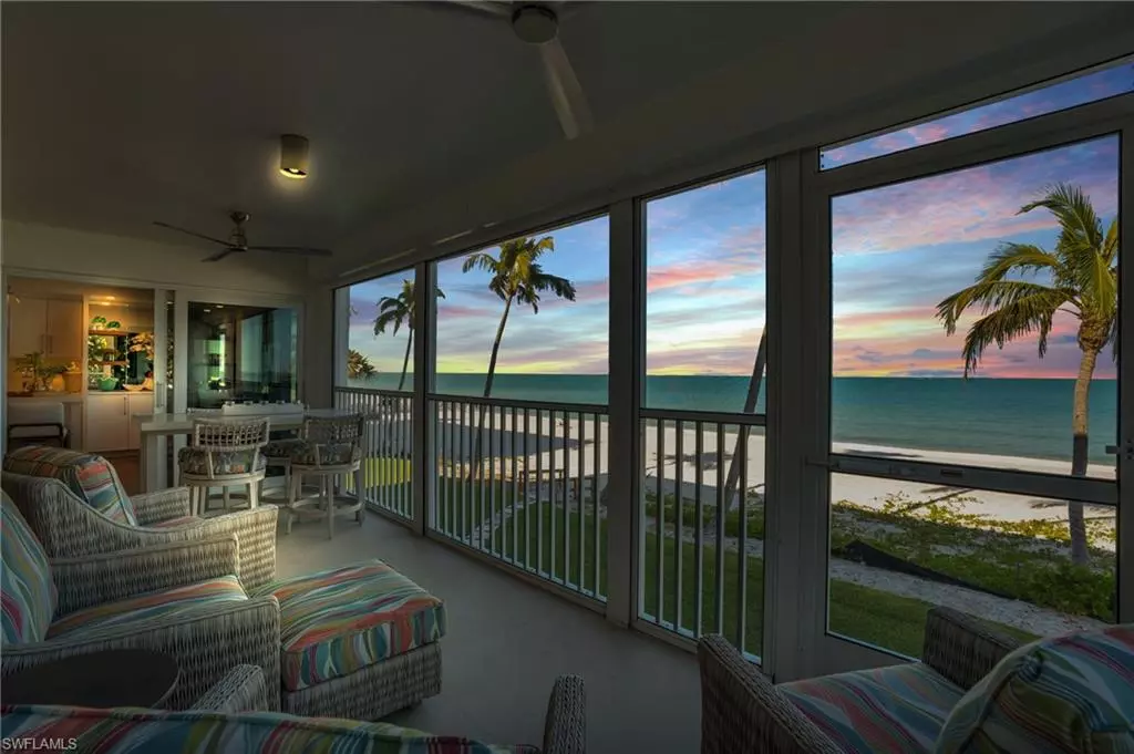 Naples, FL 34108,9517 Gulf Shore DR #202