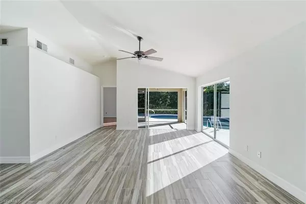 Naples, FL 34119,118 Fountain CIR