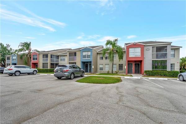 169 Santa Clara DR #169, Naples, FL 34104