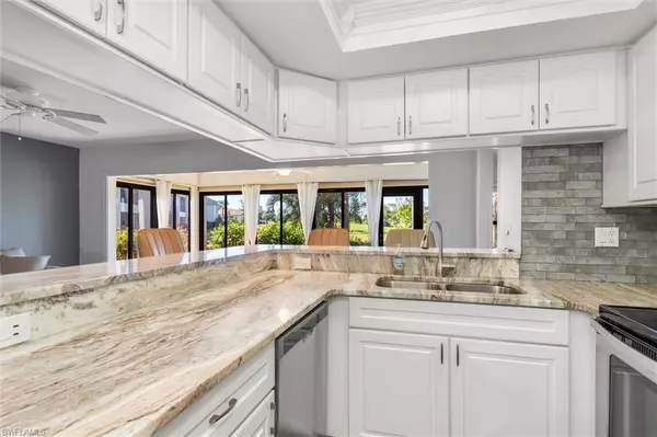 Fort Myers, FL 33907,5625 Trailwinds DR #412