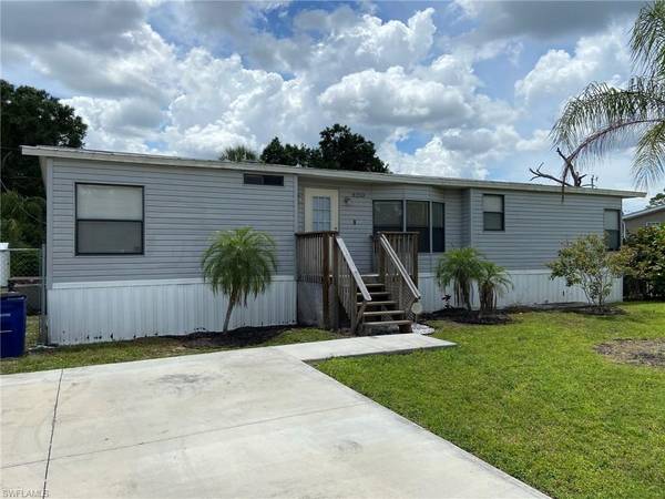 8250 Marx DR, North Fort Myers, FL 33917