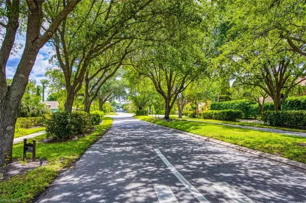 Naples, FL 34109,6100 Cypress Hollow WAY