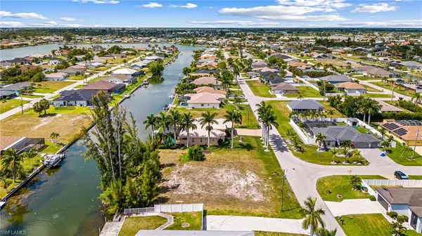 1318 SW 4th AVE, Cape Coral, FL 33991