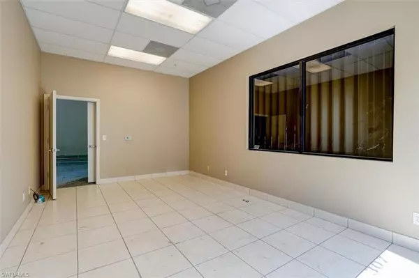 Fort Myers, FL 33967,17030 Alico Commerce CT #3800 - 307