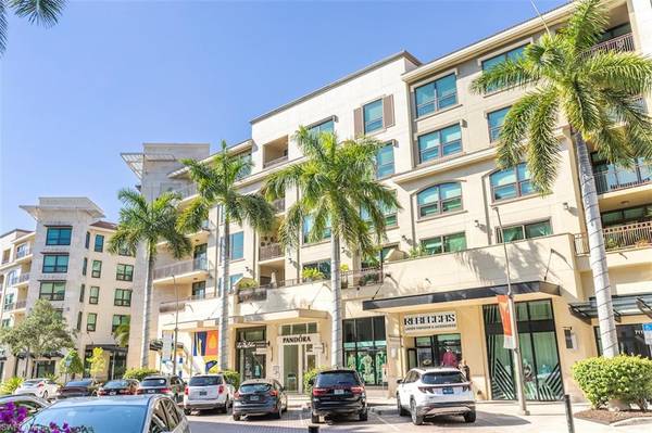 9123 Strada PL #7504, Naples, FL 34108