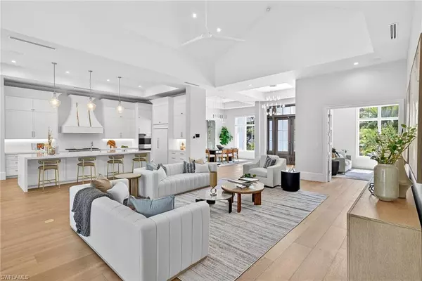 Naples, FL 34103,375 Bow Line DR