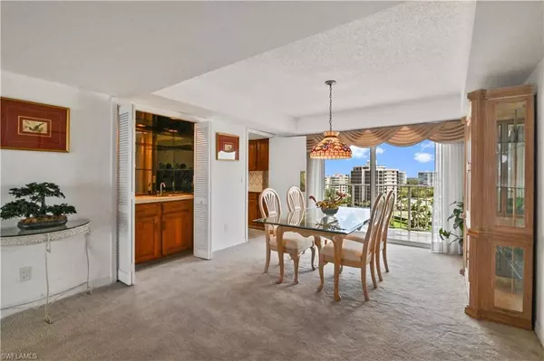 Naples, FL 34108,10701 Gulf Shore DR #1100