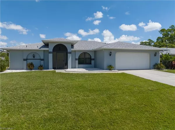 1105 SE 4th ST, Cape Coral, FL 33990