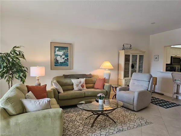 Naples, FL 34108,818 Tanbark DR #102