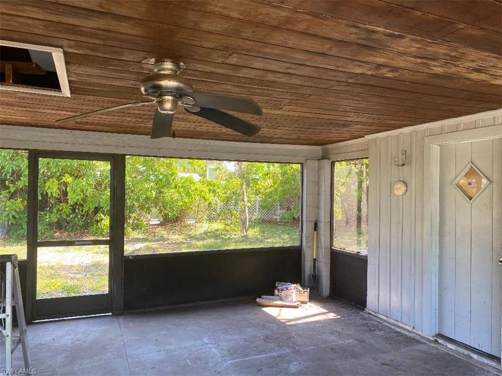 Fort Myers, FL 33901,1428 Coconut DR