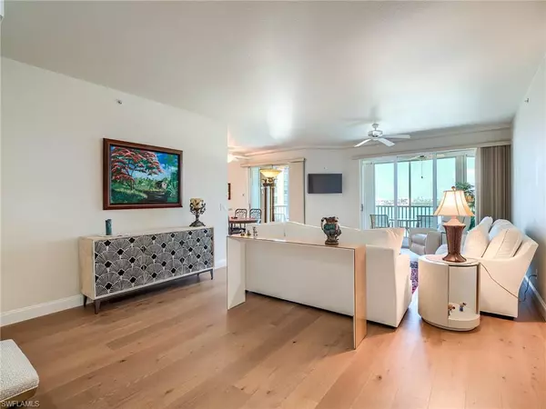 Fort Myers Beach, FL 33931,4141 Bay Beach LN #482