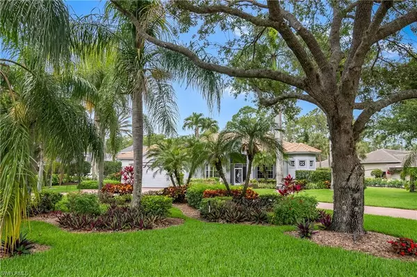 Naples, FL 34110,5863 Whisperwood CT