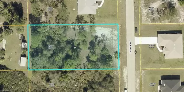 609 Truman AVE, Lehigh Acres, FL 33972