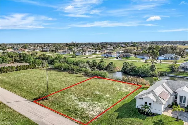 1905 NE 18th PL, Cape Coral, FL 33909