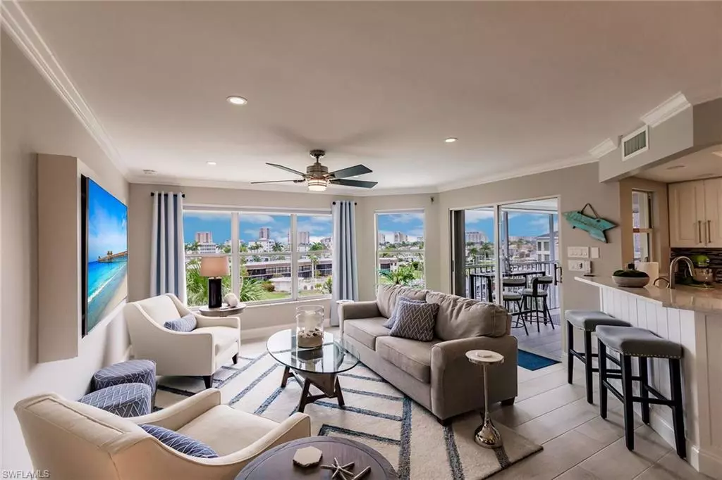 Marco Island, FL 34145,900 Collier CT #406