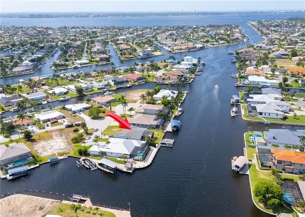 Cape Coral, FL 33904,5054 Saxony CT