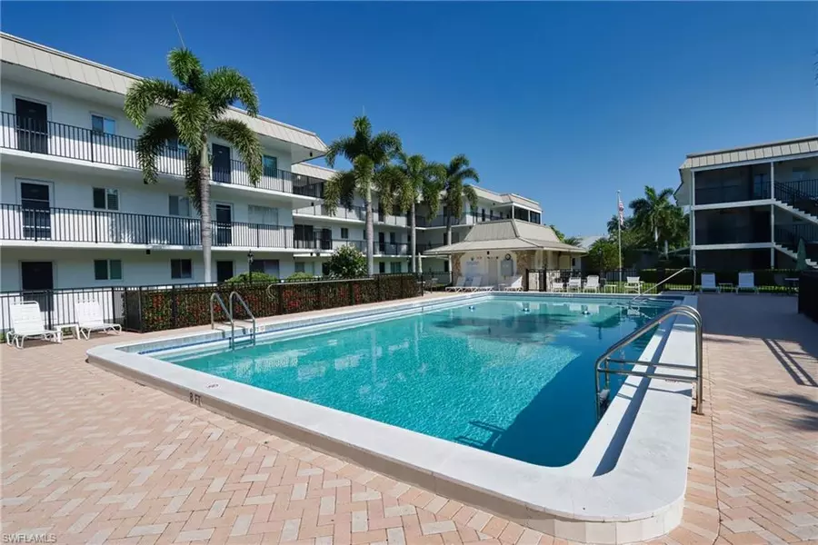 766 Central AVE #119, Naples, FL 34102