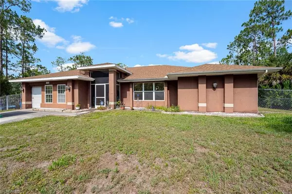 1405 Highland AVE, Lehigh Acres, FL 33972