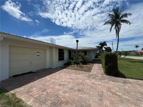 3 Palmview BLVD, Fort Myers Beach, FL 33931