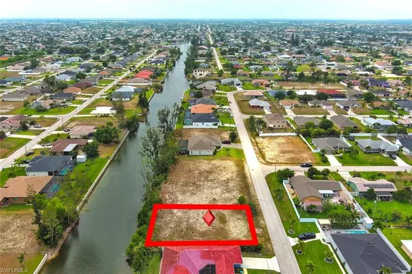 136 SW 28th ST, Cape Coral, FL 33914