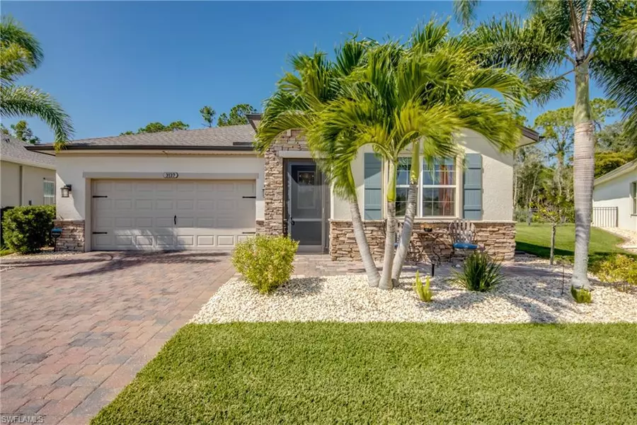 3137 Amadora CIR, Cape Coral, FL 33909