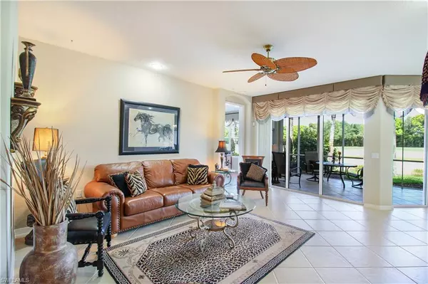 Naples, FL 34112,4660 Winged Foot CT #102