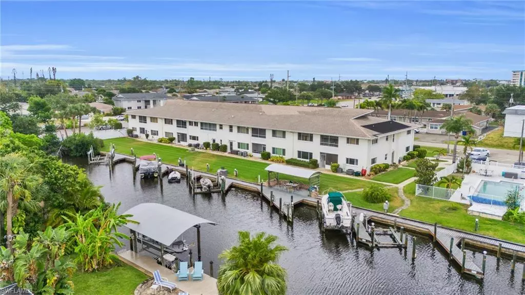 Cape Coral, FL 33904,4802 Tudor DR #104