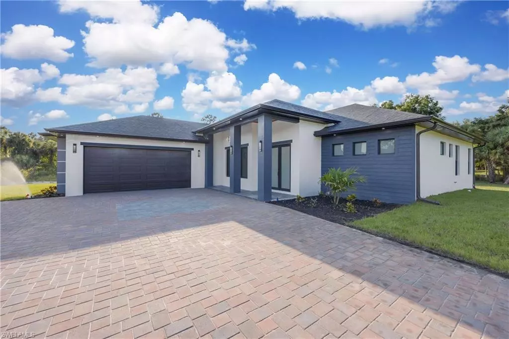 Naples, FL 34117,3623 18th AVE SE