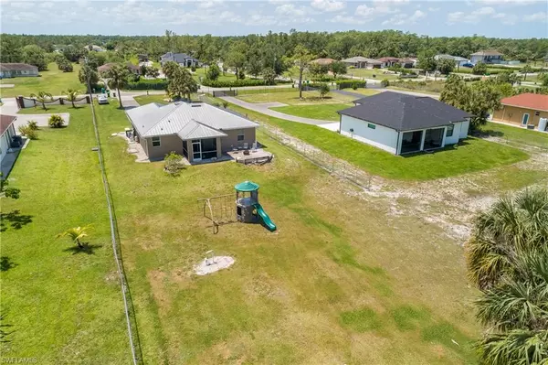 Naples, FL 34120,3521 24th AVE NE