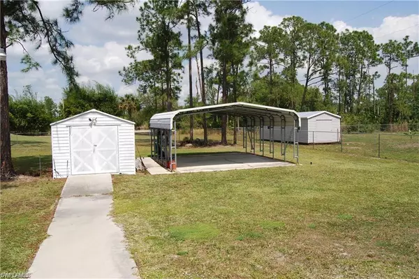 Lehigh Acres, FL 33972,2903 E 9th ST