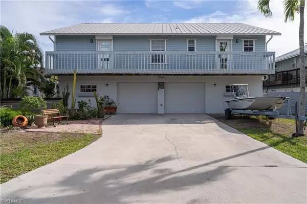 Naples, FL 34110,1288 Venetian WAY