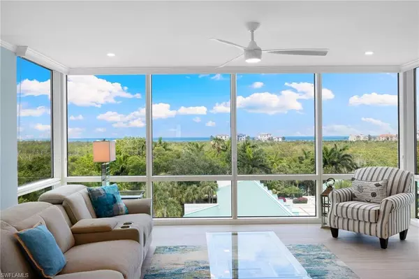 Naples, FL 34108,7515 Pelican Bay BLVD #5A