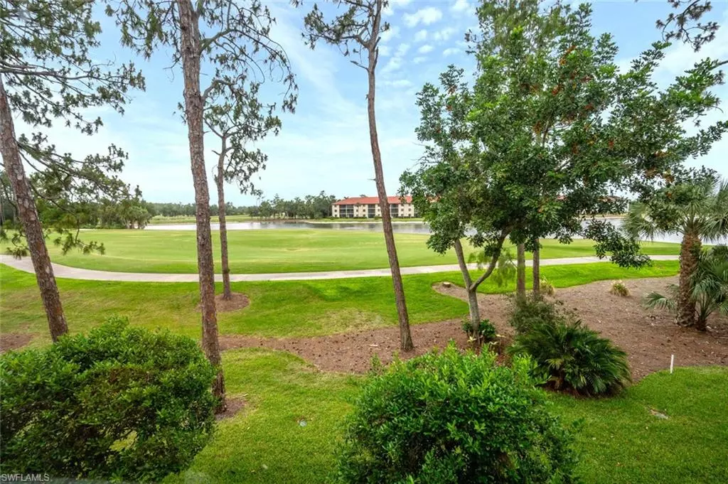 Naples, FL 34104,7320 Glenmoor LN #2202