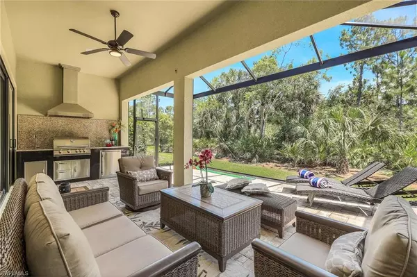 Naples, FL 34120,9420 Purple Martin CT