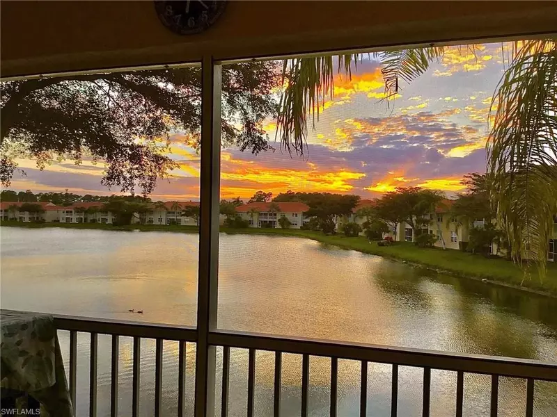 6320 Huntington Lakes CIR #202, Naples, FL 34119