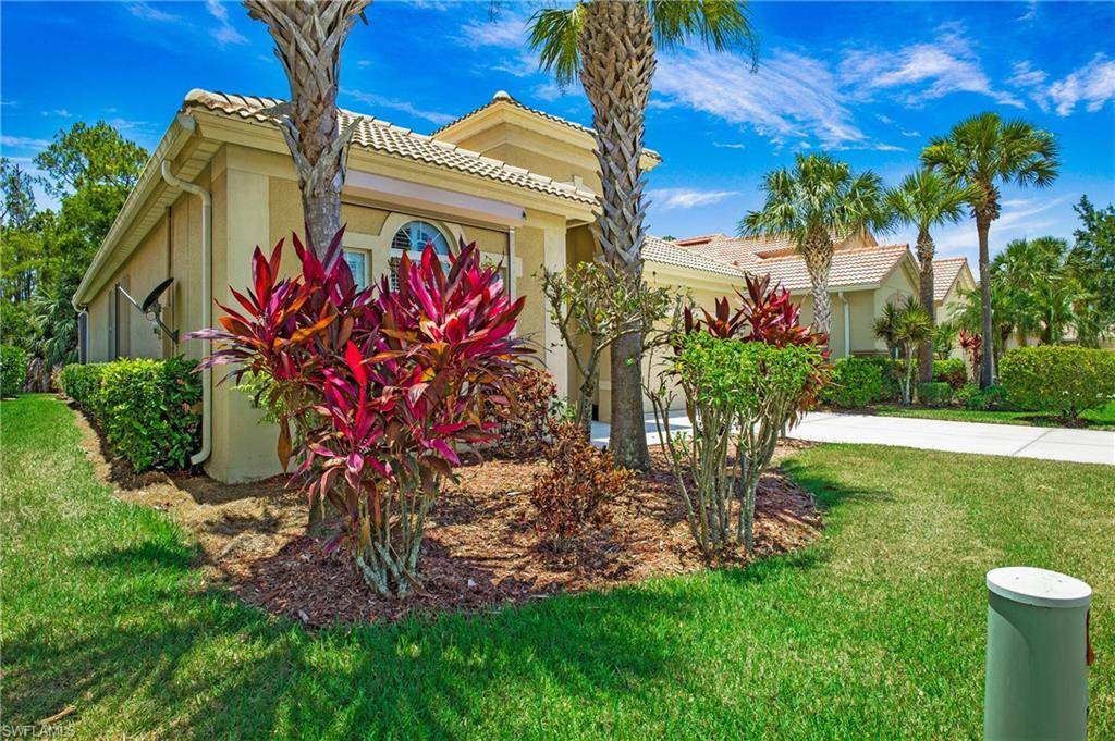 Naples, FL 34104,8202 Valiant DR
