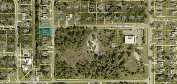 727 Long Distance LN, Lehigh Acres, FL 33974