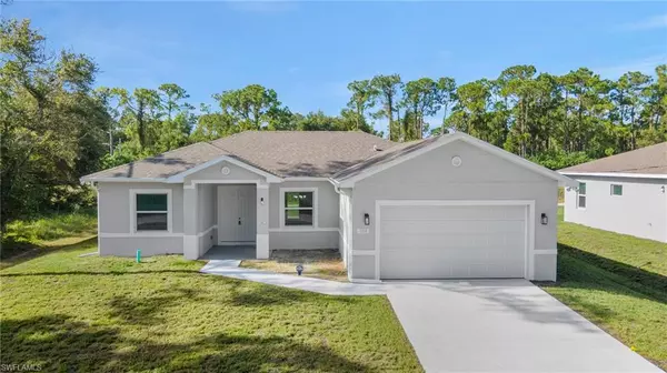 101 E 11th ST, Lehigh Acres, FL 33972