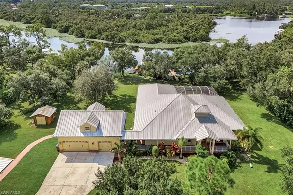 16990 River Boat BND, Alva, FL 33920